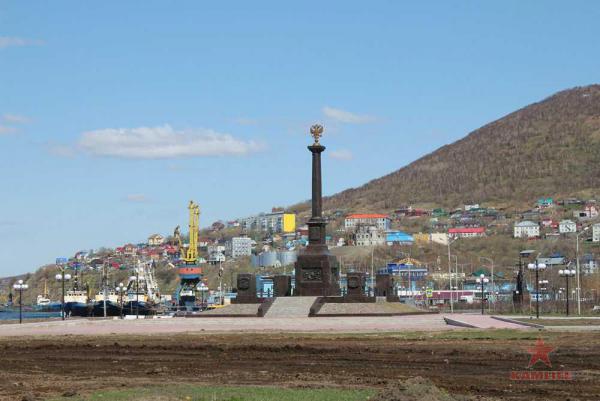 stela-centre01.jpg