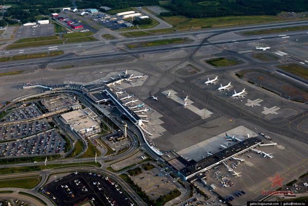 anchorage-airport.jpeg