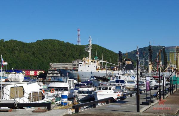 yach-port-freza-01.jpg