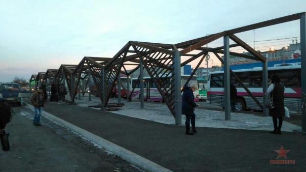 busstop-10km.jpg