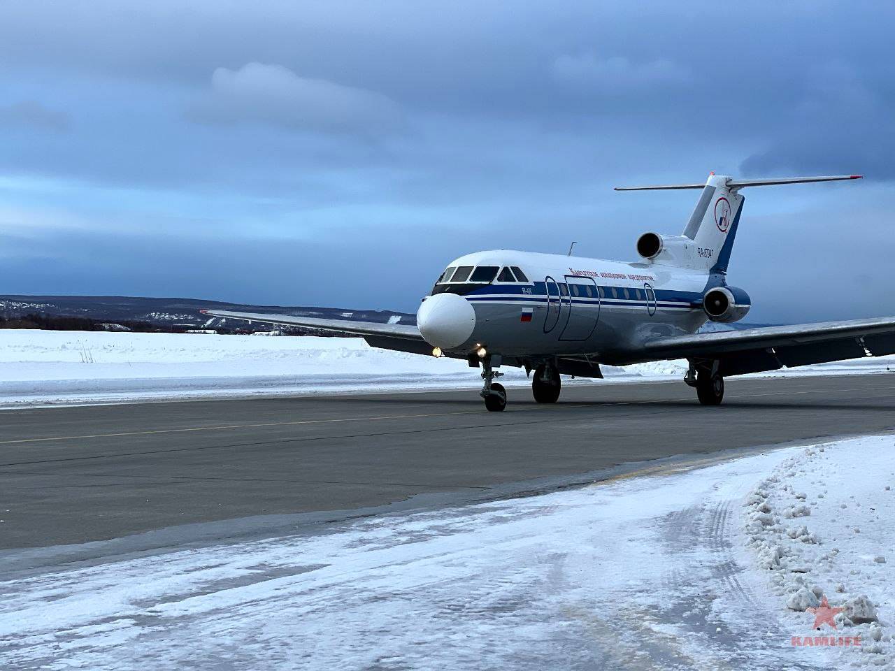 yak-40.jpg.26fb9bf8b819243f34faa89546e8057f.jpg
