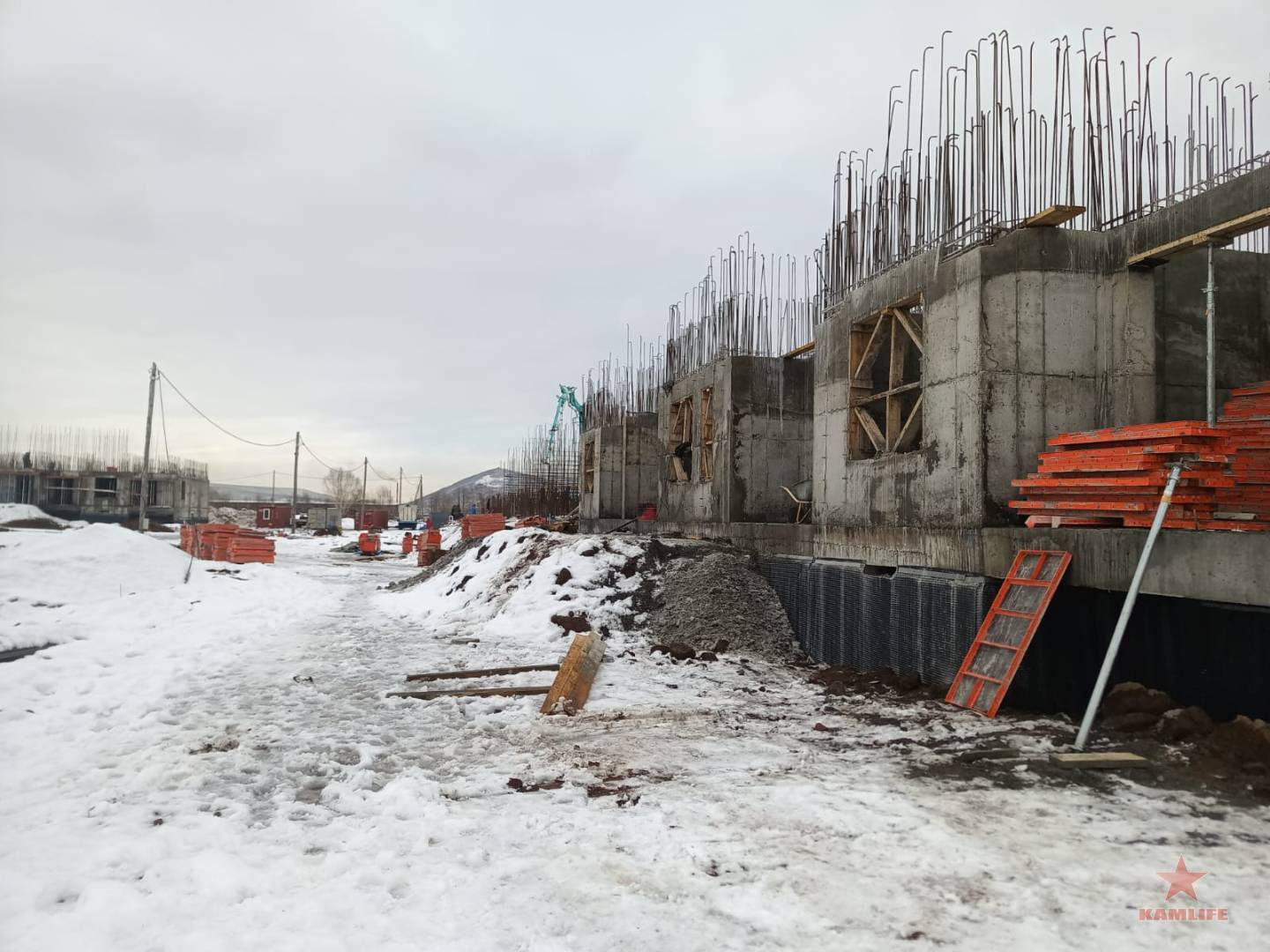1st-house-dec2024-01.jpg.f8a3d033933c274a19fe97ef7107acf4.jpg