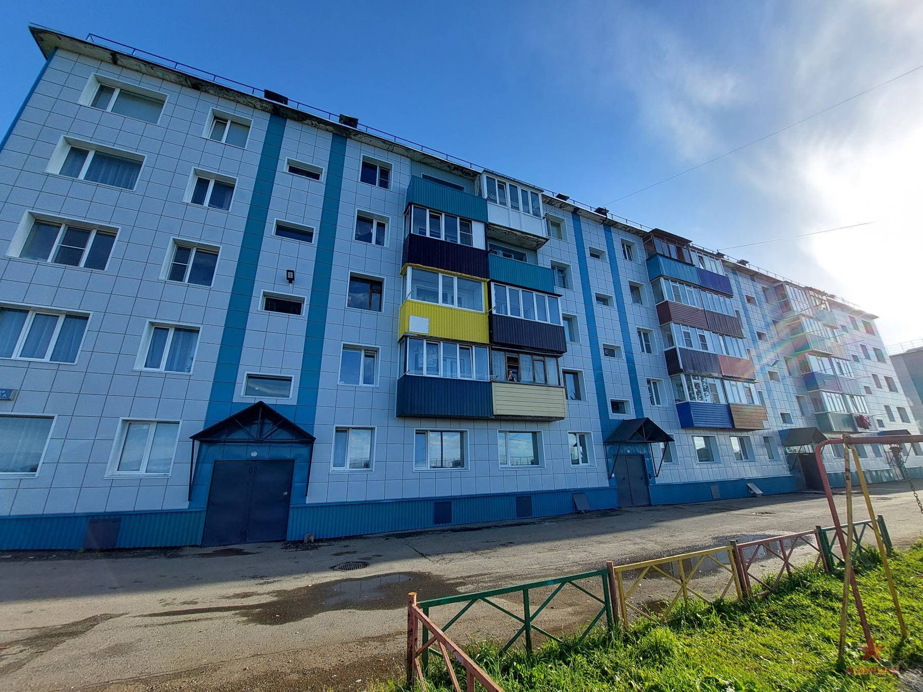 truda35-03.jpg.88644848fe1ef02e0acbda171f9e4ac9.jpg