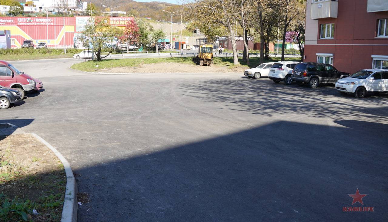 pkgo-roads-repair2025-08.jpg.5ed0da4ba4ba7e43a9d16743444f039e.jpg
